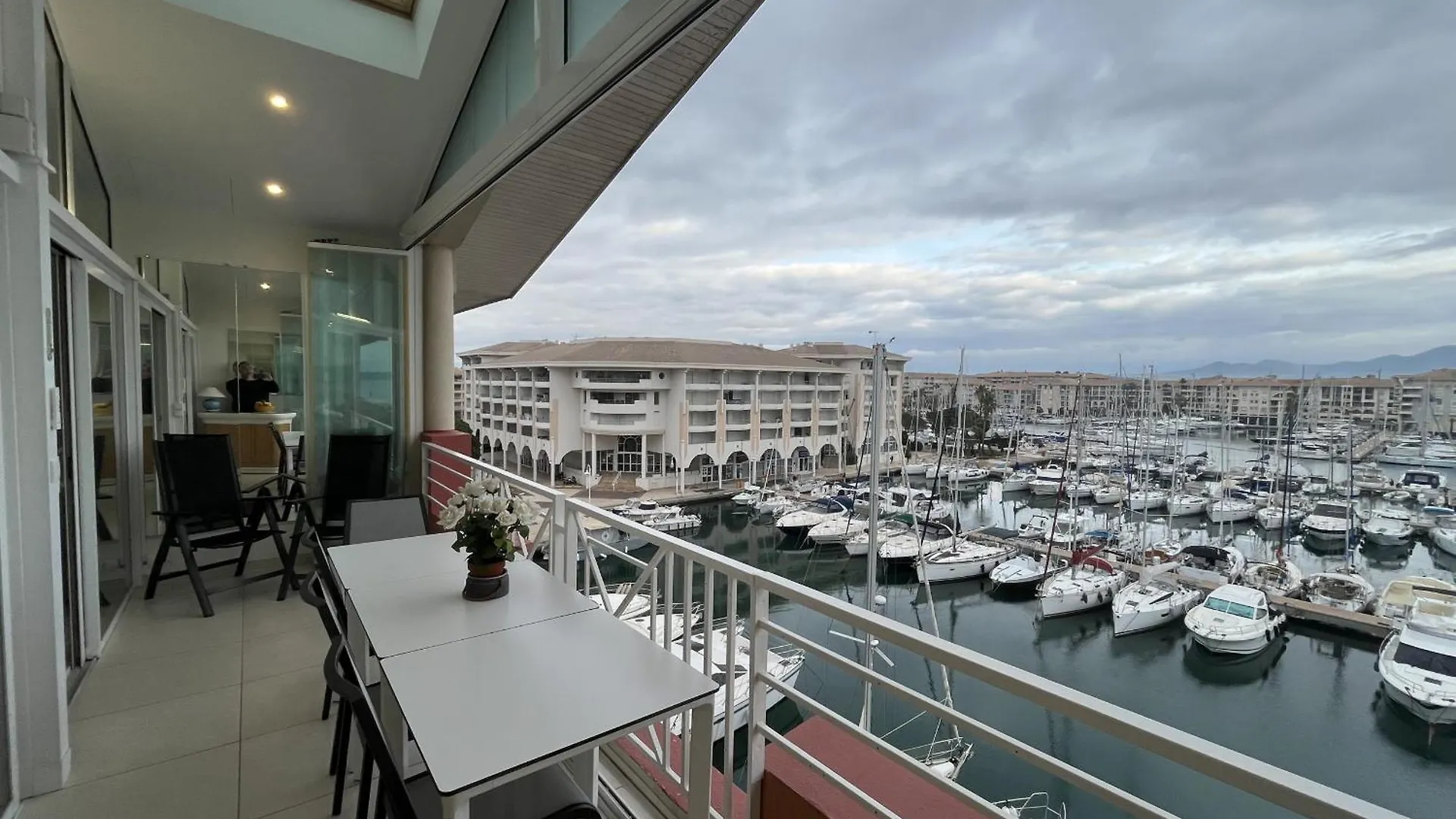 Apartment Le Must Cap Hermes, Incroyable Vue Sur Port, T2- Frejus