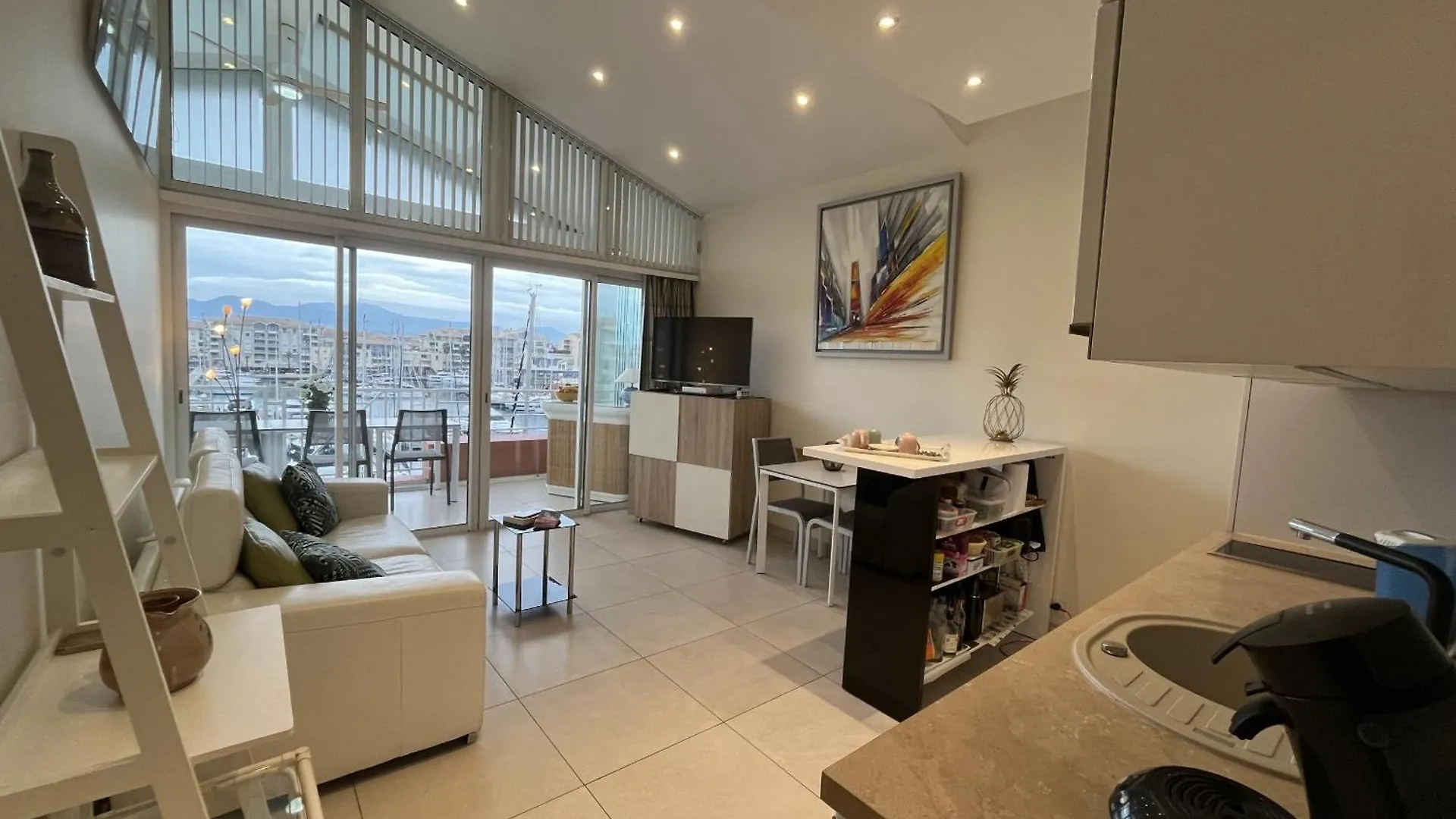 Apartment Le Must Cap Hermes, Incroyable Vue Sur Port, T2- Frejus