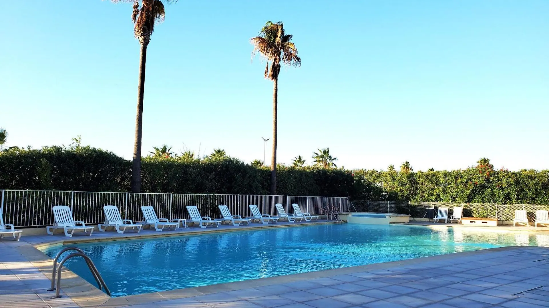 Le Must Cap Hermes, Incroyable Vue Sur Port, T2- Frejus 0*,  France